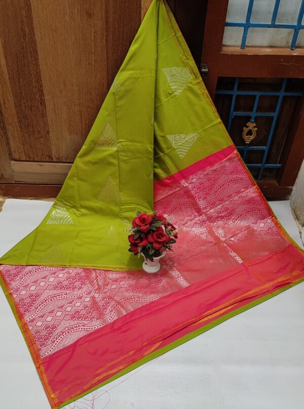 Soft Silk Sarees 091