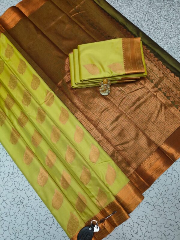 Fancy Soft Silk Saree 045